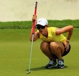 ~bVFEEB[@pbeBO@michelle wie putting