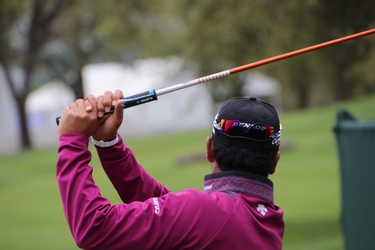 松山英樹　2023年WGC デル・テクノロジーズ・マッチプレー練習日　スーパーストロークのパターグリップを付けてスイング確認